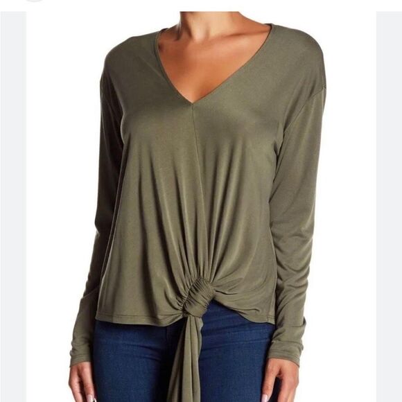 ASTR THE LABEL V-neck Knotted Front Long Sleeve Top Green Size XL - Picture 1 of 7